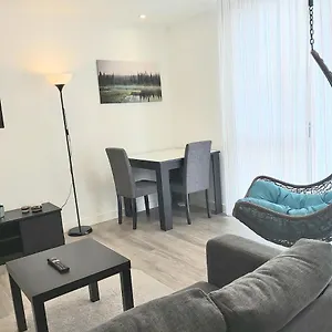 Ginger Serviced Apartment Sheffield City Centre - Netflix, Wifi, Digital Tv Sheffield