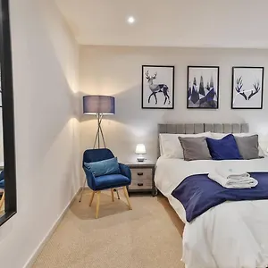 Cosy, Exclusive House Near Peak District Sheffield