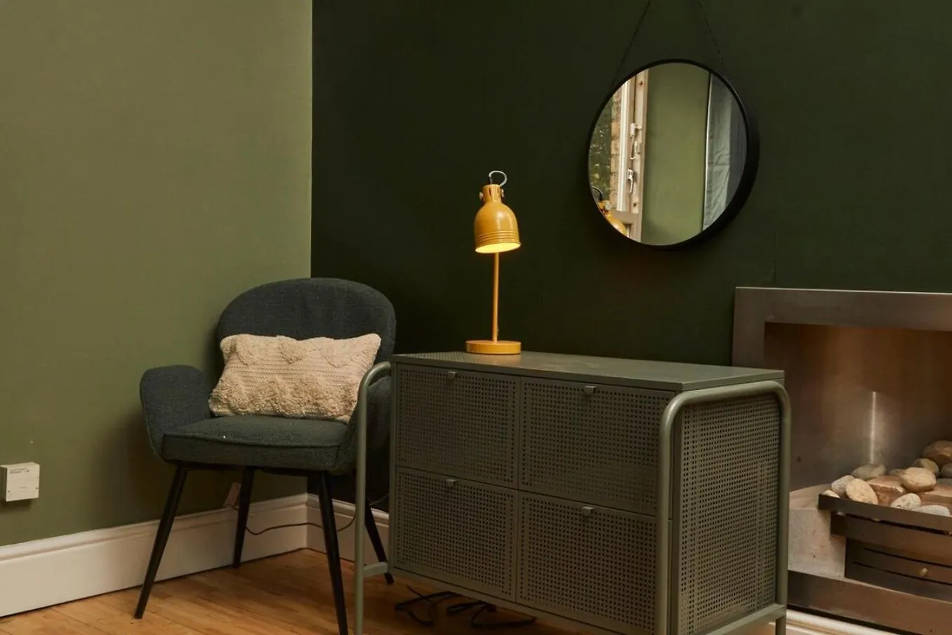 Cosy, Stylish, Leafy And Homely Sheffield Villa